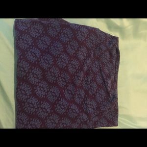 TC lularoe leggings.